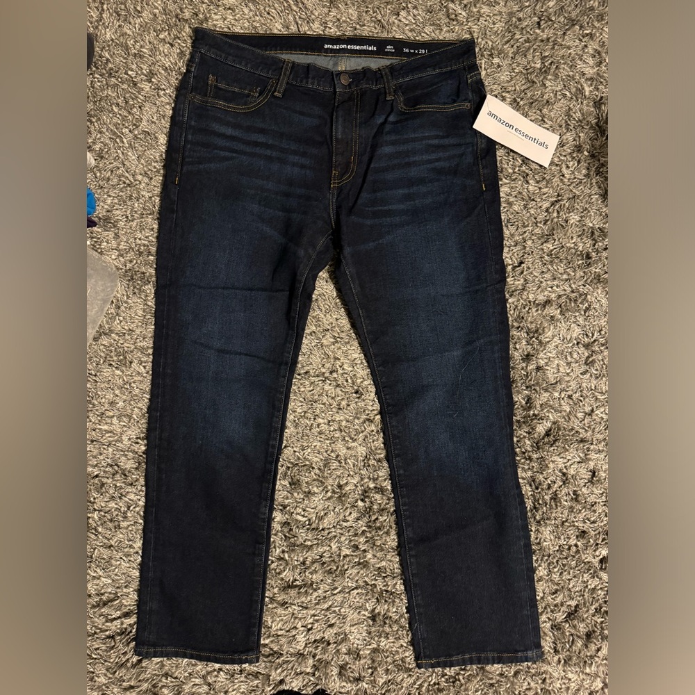Men’s Amazon Essentials Jeans 36/29 slim NWT